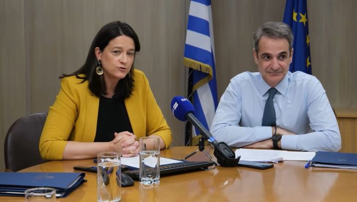 Κυρ. Μητσοτάκης: Στηρίζουμε σταθερά, στο πλαίσιο των δυνατοτήτων της οικονομίας το διαθέσιμο εισόδημα όλων των συμπολιτών μας, ειδικά των πιο αδύναμων Κυρ. Μητσοτάκης: Στηρίζουμε σταθερά, στο πλαίσιο των δυνατοτήτων της οικονομίας το διαθέσιμο εισόδημα όλων των συμπολιτών μας, ειδικά των πιο αδύναμων