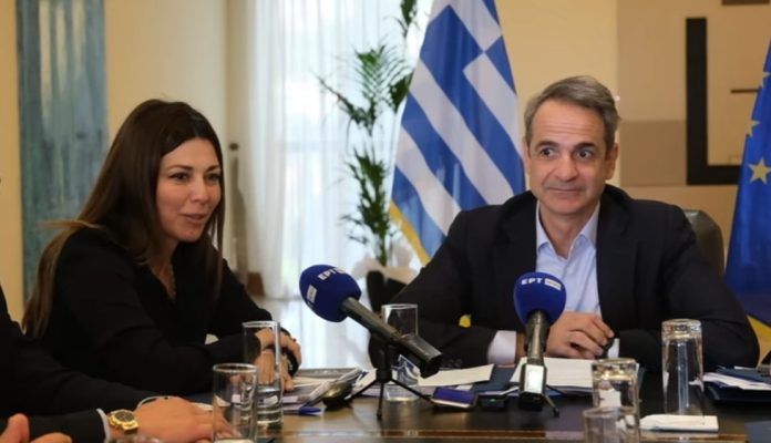 Η ελληνική γλώσσα σε καθεστώς διεθνούς αναβάθμισης και η νέα στρατηγική για την ομογενειακή εκπαίδευση Η ελληνική γλώσσα σε καθεστώς διεθνούς αναβάθμισης και η νέα στρατηγική για την ομογενειακή εκπαίδευση