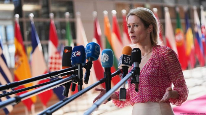 Η ΕΕ ενέκρινε το 17ο πακέτο κυρώσεων κατά της Ρωσίας Η ΕΕ ενέκρινε το 17ο πακέτο κυρώσεων κατά της Ρωσίας