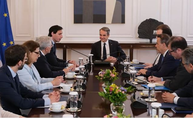 Κ. Μητσοτάκης: Μηδενικό ισοζύγιο εκπομπών και καθαρή ανάπτυξη Κ. Μητσοτάκης: Μηδενικό ισοζύγιο εκπομπών και καθαρή ανάπτυξη