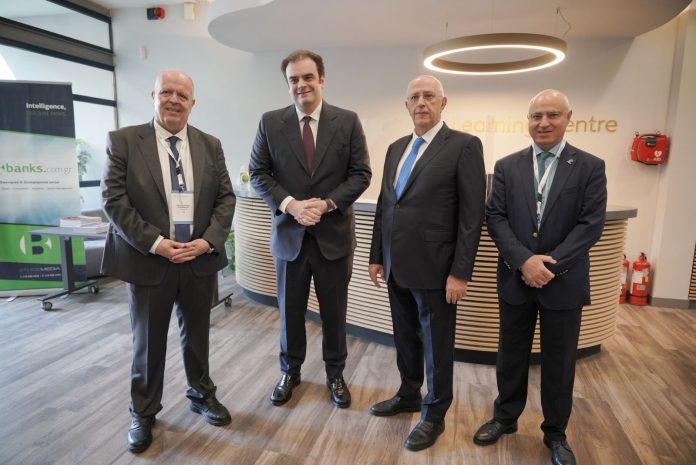 Κ. Πιερρακάκης: «Το εξαγωγικό αποτύπωμα είναι και εθνικό αποτύπωμα» Κ. Πιερρακάκης: «Το εξαγωγικό αποτύπωμα είναι και εθνικό αποτύπωμα»