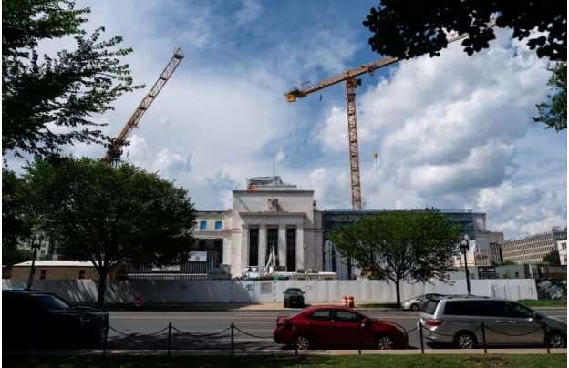 Η Ομοσπονδιακή Τράπεζα των ΗΠΑ υποδέχθηκε τον πρόεδρο Ντόναλντ Τραμπ Η Ομοσπονδιακή Τράπεζα των ΗΠΑ υποδέχθηκε τον πρόεδρο Ντόναλντ Τραμπ