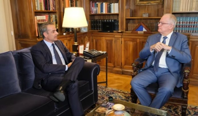 Συνάντηση ΠτΔ και Πρωθυπουργού: Η συμφωνία που θα υπογραφεί θα αποτελέσει τον θεμέλιο λίθο για μια οριστική λύση στη Μέση Ανατολή Συνάντηση ΠτΔ και Πρωθυπουργού: Η συμφωνία που θα υπογραφεί θα αποτελέσει τον θεμέλιο λίθο για μια οριστική λύση στη Μέση Ανατολή