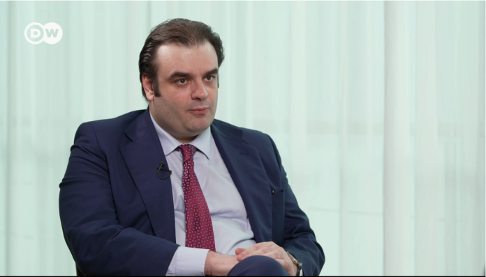 Κυριάκος Πιερρακάκης: Η Ελλάδα σε νέα τροχιά ανάπτυξης και μετασχηματισμού Κυριάκος Πιερρακάκης: Η Ελλάδα σε νέα τροχιά ανάπτυξης και μετασχηματισμού
