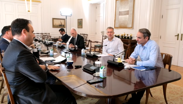 Κυρ. Μητσοτάκης: Παρουσίαση νέων ψηφιακών εργαλείων για την προστασία των ανηλίκων από προϊόντα καπνού και αλκοόλ Κυρ. Μητσοτάκης: Παρουσίαση νέων ψηφιακών εργαλείων για την προστασία των ανηλίκων από προϊόντα καπνού και αλκοόλ