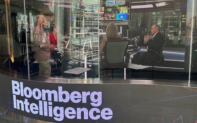 Οι 50 μετοχές–κλειδιά του Bloomberg Intelligence για το 2026 στην εποχή της τεχνητής νοημοσύνης Οι 50 μετοχές–κλειδιά του Bloomberg Intelligence για το 2026 στην εποχή της τεχνητής νοημοσύνης