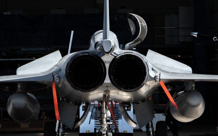 Γαλλία: Σάλος για την πώληση της LMB Aerospace σε αμερικανική εταιρεία και κρατική αντεπίθεση Γαλλία: Σάλος για την πώληση της LMB Aerospace σε αμερικανική εταιρεία και κρατική αντεπίθεση