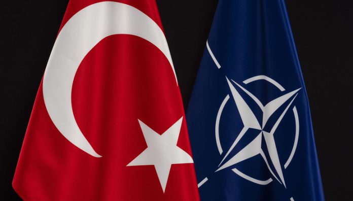 Τουρκία: Ο Ερντογάν «πουλά» F‑35 και διαμεσολάβηση για να επανασυνδεθεί με τη Δύση Τουρκία: Ο Ερντογάν «πουλά» F‑35 και διαμεσολάβηση για να επανασυνδεθεί με τη Δύση