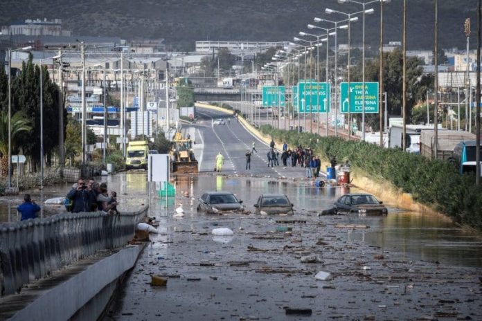 Καταιγίδα – καμπανάκι στην Αττική: Ρεκόρ βροχόπτωσης και το νέο κλίμα κινδύνου Καταιγίδα – καμπανάκι στην Αττική: Ρεκόρ βροχόπτωσης και το νέο κλίμα κινδύνου