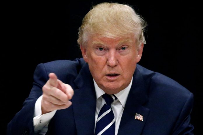 ΗΠΑ: Σκληρή προειδοποίηση Τραμπ προς Ιράν ενόψει συνομιλιών στο Ομάν ΗΠΑ: Σκληρή προειδοποίηση Τραμπ προς Ιράν ενόψει συνομιλιών στο Ομάν