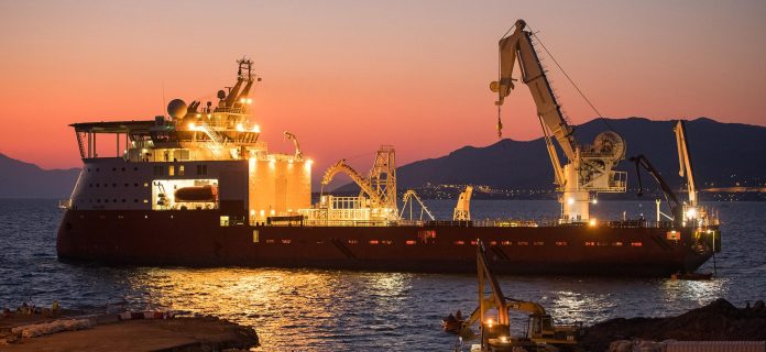 ΑΔΜΗΕ: Επενδυτικό σοκ 7,8 δισ. ευρώ για νησιωτικές και διεθνείς ηλεκτρικές διασυνδέσεις έως το 2034 ΑΔΜΗΕ: Επενδυτικό σοκ 7,8 δισ. ευρώ για νησιωτικές και διεθνείς ηλεκτρικές διασυνδέσεις έως το 2034