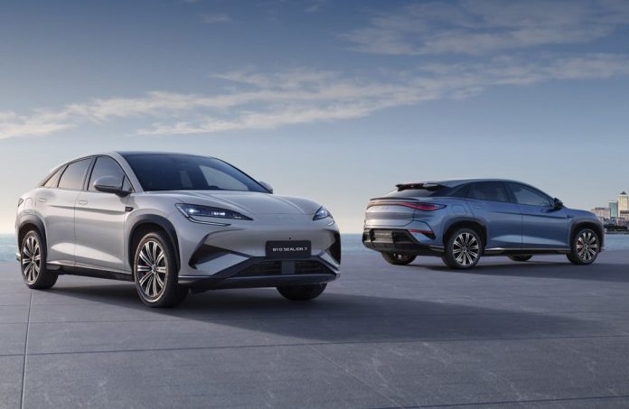 Κινέζικα αυτοκίνητα: Ραγδαία άνοδος πωλήσεων και νέα μάχη για την ελληνική αγορά Κινέζικα αυτοκίνητα: Ραγδαία άνοδος πωλήσεων και νέα μάχη για την ελληνική αγορά
