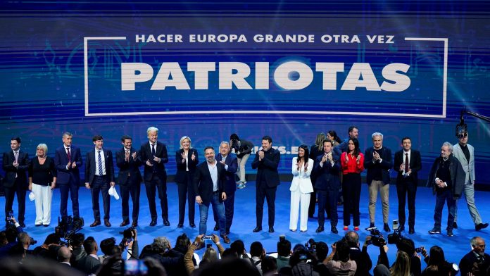 Ευρωπαϊκή ακροδεξιά σε αμηχανία απέναντι στον Τραμπ για τη Γροιλανδία Ευρωπαϊκή ακροδεξιά σε αμηχανία απέναντι στον Τραμπ για τη Γροιλανδία