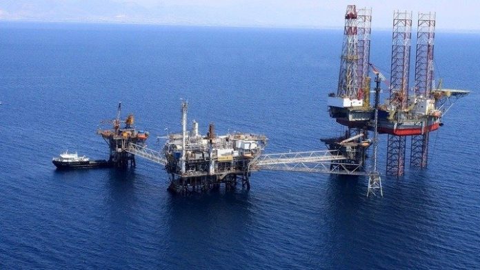 Υδρογονάνθρακες σε Κρήτη και Πελοπόννησο: οι νέες συμβάσεις και τα διακυβεύματα Υδρογονάνθρακες σε Κρήτη και Πελοπόννησο: οι νέες συμβάσεις και τα διακυβεύματα