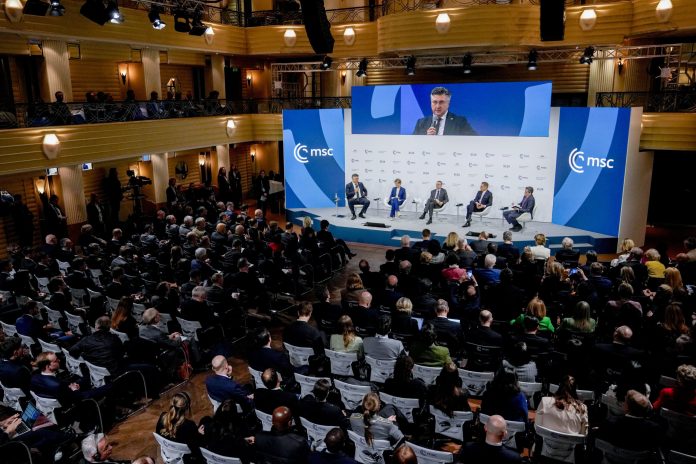 Μόναχο, Epstein και Δυτική τάξη υπό αμφισβήτηση: μια Ευρώπη σε γεωπολιτική κρίση ταυτότητας Μόναχο, Epstein και Δυτική τάξη υπό αμφισβήτηση: μια Ευρώπη σε γεωπολιτική κρίση ταυτότητας