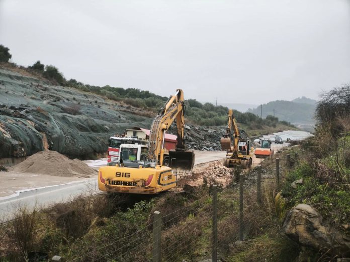 Ιόνια Οδός: Πολυήμερο κλείσιμο και αγώνας δρόμου για την αποκατάσταση μετά τις κατολισθήσεις Ιόνια Οδός: Πολυήμερο κλείσιμο και αγώνας δρόμου για την αποκατάσταση μετά τις κατολισθήσεις