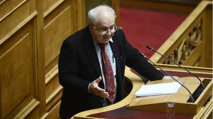 Διαγραφή Παρασκευαϊδη: Νέα αναδιάταξη συσχετισμών στη Βουλή Διαγραφή Παρασκευαϊδη: Νέα αναδιάταξη συσχετισμών στη Βουλή