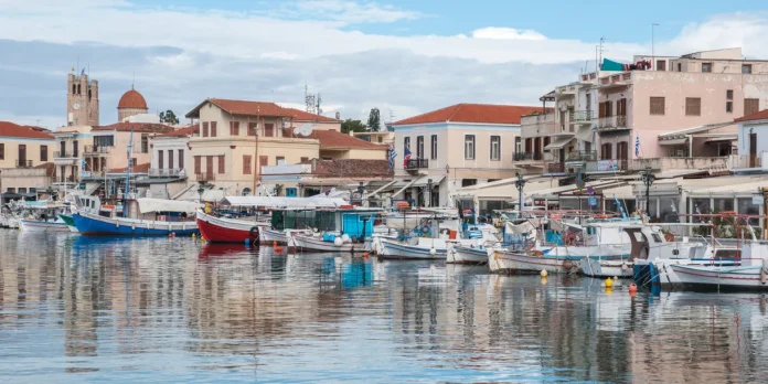 Υδροδοτικό σοκ στην Αίγινα: Σε κατάσταση έκτακτης ανάγκης ολόκληρο το νησί Υδροδοτικό σοκ στην Αίγινα: Σε κατάσταση έκτακτης ανάγκης ολόκληρο το νησί