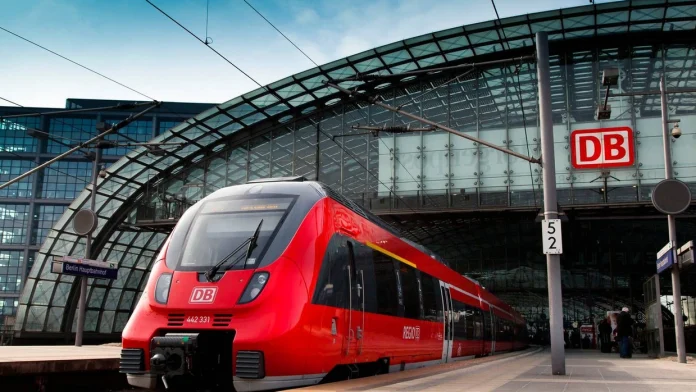 Απολύσεις στην DB Systel θέτουν σε κίνδυνο 4.000 θέσεις εργασίας Απολύσεις στην DB Systel θέτουν σε κίνδυνο 4.000 θέσεις εργασίας