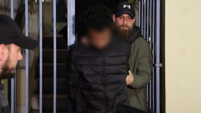 Ναυάγιο στη Χίο: Προφυλάκιση 31χρονου Μαροκινού για διακίνηση μετά την τραγωδία Ναυάγιο στη Χίο: Προφυλάκιση 31χρονου Μαροκινού για διακίνηση μετά την τραγωδία
