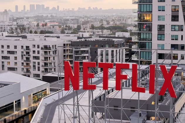 Netflix αποχωρεί από τη μάχη για Warner Bros Netflix αποχωρεί από τη μάχη για Warner Bros