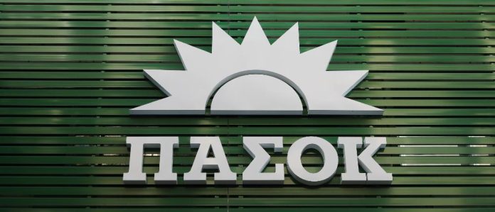 ΠΑΣΟΚ: Πώς η νέα Επιτροπή Ψηφοδελτίων χαρτογραφεί το επόμενο εκλογικό στοίχημα ΠΑΣΟΚ: Πώς η νέα Επιτροπή Ψηφοδελτίων χαρτογραφεί το επόμενο εκλογικό στοίχημα