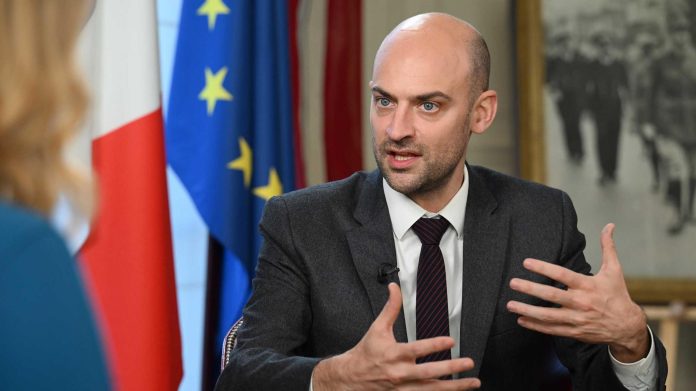 Γαλλία: Στρατηγική αυτονομία, σκληρή γραμμή σε Ιράν–Ρωσία και ανοιχτός δίαυλος με Μόσχα Γαλλία: Στρατηγική αυτονομία, σκληρή γραμμή σε Ιράν–Ρωσία και ανοιχτός δίαυλος με Μόσχα