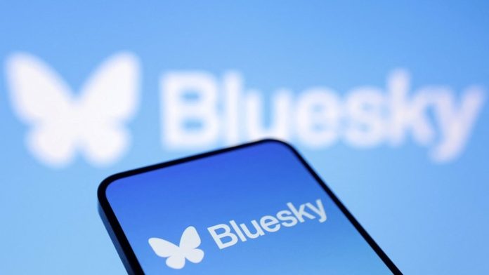 Bluesky λανσάρει το Attie και φέρνει την τεχνητή νοημοσύνη στα custom feeds Bluesky λανσάρει το Attie και φέρνει την τεχνητή νοημοσύνη στα custom feeds
