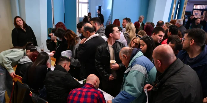 Εκλογή νέας Κεντρικής Επιτροπής ΠΑΣΟΚ με σκληρές εσωκομματικές ζυμώσεις Εκλογή νέας Κεντρικής Επιτροπής ΠΑΣΟΚ με σκληρές εσωκομματικές ζυμώσεις