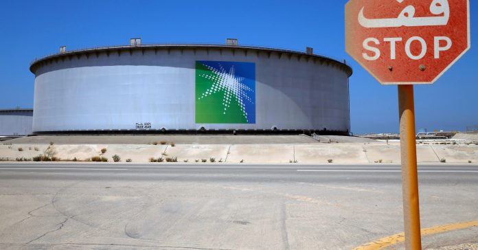 Ιράν χτυπά εγκατάσταση της Aramco στο Ras Tanura: Προληπτικό «λουκέτο» στο διυλιστήριο – αναταραχή στις αγορές ενέργειας Ιράν χτυπά εγκατάσταση της Aramco στο Ras Tanura: Προληπτικό «λουκέτο» στο διυλιστήριο – αναταραχή στις αγορές ενέργειας