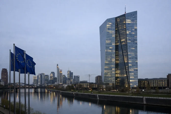 Από το Grexit στο Grecovery: τι βλέπει η ΕΚΤ για την Ελλάδα κίνδυνοι για την οικονομία από την κρίση με το Ιράν