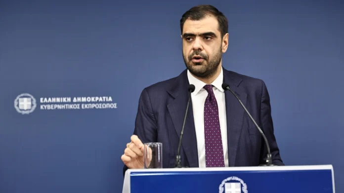 Μαρινάκης καλύπτει Λαζαρίδη και καταγγέλλει αντιπολίτευση ανθρωποφαγίας Μαρινάκης καλύπτει Λαζαρίδη και καταγγέλλει αντιπολίτευση ανθρωποφαγίας