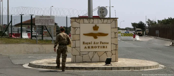 Κύπρος: Η ιρανική κρίση αναζωπυρώνει τη διαμάχη για τις βρετανικές βάσεις Κύπρος: Η ιρανική κρίση αναζωπυρώνει τη διαμάχη για τις βρετανικές βάσεις