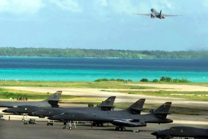 Diego Garcia: Τι γνωρίζουμε για την καταγγελλόμενη πυραυλική επίθεση στη βρετανοαμερικανική βάση Diego Garcia: Τι γνωρίζουμε για την καταγγελλόμενη πυραυλική επίθεση στη βρετανοαμερικανική βάση
