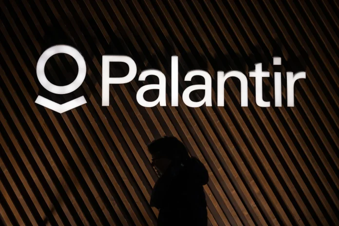 Palantir κόντρα στο Πεντάγωνο: Συνεχίζει την χρήση του Claude της Anthropic Palantir κόντρα στο Πεντάγωνο: Συνεχίζει την χρήση του Claude της Anthropic