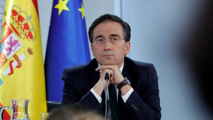 Ισπανία: Ο Αλμπάρες κλείνει την πρεσβεία στην Τεχεράνη, απορρίπτει επαφές με ΗΠΑ Ισπανία: Ο Αλμπάρες κλείνει την πρεσβεία στην Τεχεράνη, απορρίπτει επαφές με ΗΠΑ