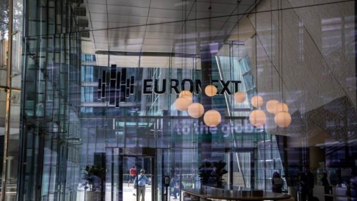 Ευρωπαϊκά χρηματιστήρια υποχωρούν εν μέσω ασθενών στοιχείων και γεωπολιτικού ρίσκου Ευρωπαϊκά χρηματιστήρια υποχωρούν εν μέσω ασθενών στοιχείων και γεωπολιτικού ρίσκου