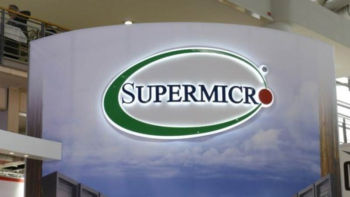 Καταρρέει η Super Micro μετά τις κατηγορίες για λαθρεμπόριο chips στην Κίνα Καταρρέει η Super Micro μετά τις κατηγορίες για λαθρεμπόριο chips στην Κίνα