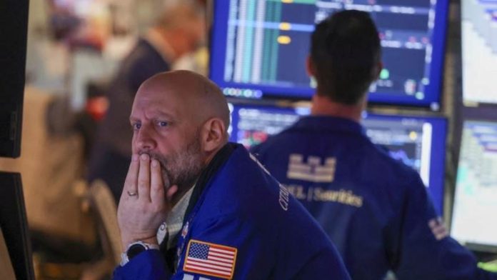 Κλυδωνισμοί στα αμερικανικά futures από Fed και ιρανικά πλήγματα Κλυδωνισμοί στα αμερικανικά futures από Fed και ιρανικά πλήγματα