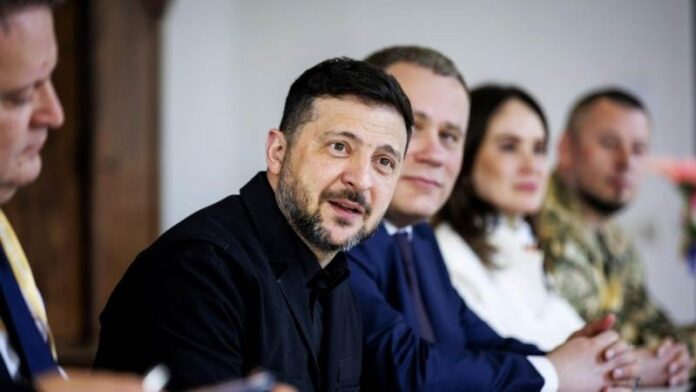 Zelensky OR Ζελένσκι, Aliyev OR Αλίγεφ, Ukraine OR Ουκρανία, Russia OR Ρωσία, Baku OR Μπακού, Azerbaijan OR Αζερμπαϊτζάν