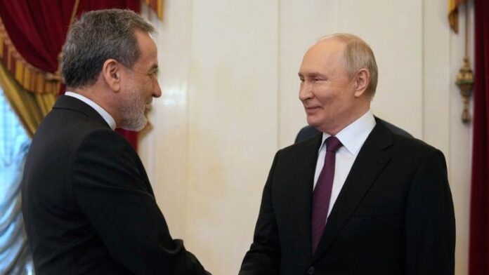 Ιράν: Ο Αραγτσί προβάλλει τη στρατηγική συνεργασία με Ρωσία Araghchi OR Αραγτσί, Putin OR Πούτιν, Lavrov OR Λαβρόφ, Iran OR Ιράν, Russia OR Ρωσία, russia-iran relations