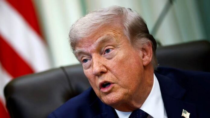 Trump OR Τραμπ OR Donald Trump OR Ντόναλντ Τραμπ, Iran OR Ιράν, Ormuz OR Ορμούζ, Chevron, petrelaio OR πετρέλαιο