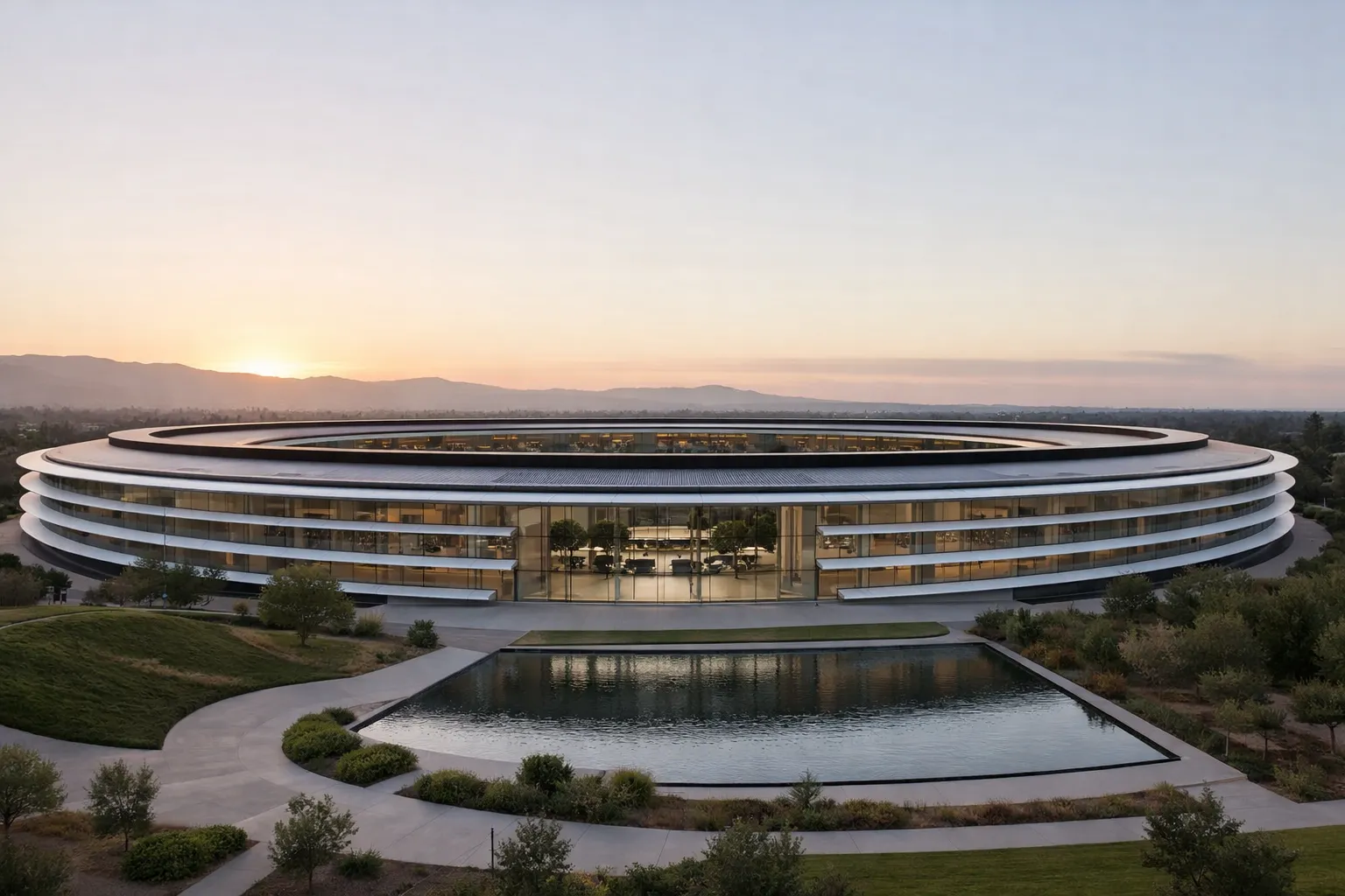 Η εποχή Τιμ Κουκ στην Apple κλείνει μετά από 15 χρόνια ηγεσίας Apple OR Τιμ Κουκ