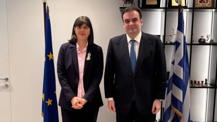 Εκσυγχρονισμός τελωνείων: Πιερρακάκης – Κοβέσι χτίζουν κοινό μέτωπο Εκσυγχρονισμός τελωνείων: Πιερρακάκης – Κοβέσι χτίζουν κοινό μέτωπο