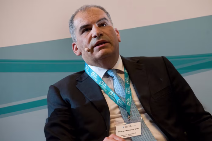 Onassis Group “κλειδώνει” VLCC σε premium ναύλο – Η αγορά αγοράζει ασφάλεια, όχι μόνο χωρητικότητα Onassis Group “κλειδώνει” VLCC σε premium ναύλο – Η αγορά αγοράζει ασφάλεια, όχι μόνο χωρητικότητα