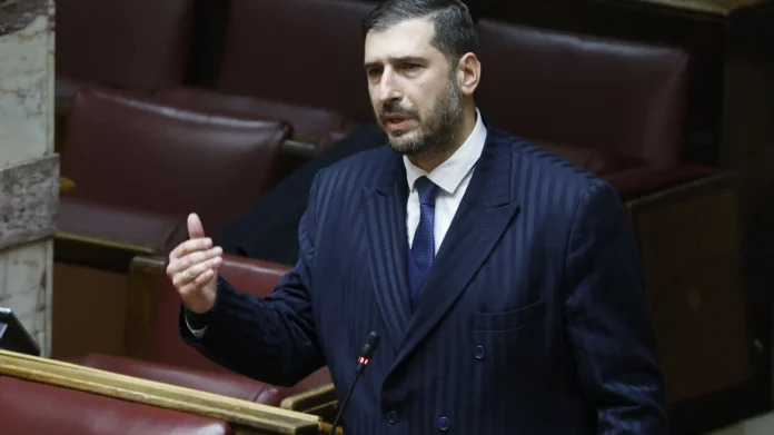 Προς Νέα Δημοκρατία ο Κατσιβαρδάς με ανοικτό πολιτικό σήμα Προς Νέα Δημοκρατία ο Κατσιβαρδάς με ανοικτό πολιτικό σήμα