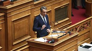 Μητσοτάκης ανοίγει στη Βουλή μέτωπο για κράτος δικαίου και Σύνταγμα Μητσοτάκης ανοίγει στη Βουλή μέτωπο για κράτος δικαίου και Σύνταγμα