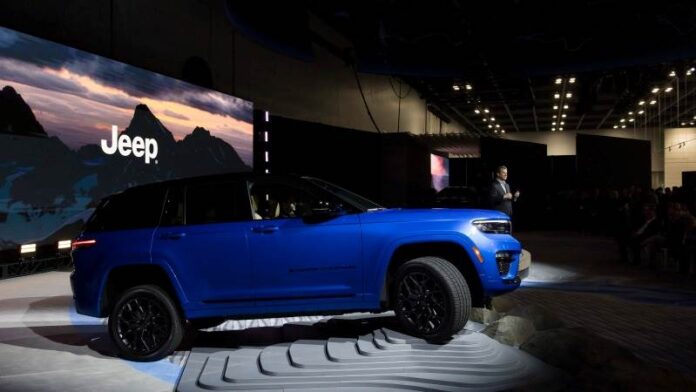 Chrysler OR Κράισλερ Stellantis OR Στελλάντις Jeep