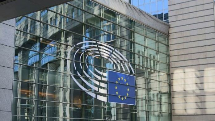 ΕΕ εξετάζει περιορισμούς σε αμερικανικά cloud για κρατικά δεδομένα Ευρωπαϊκή Επιτροπή OR European Commission, cloud, κυβερνητικά δεδομένα, HPA OR USA, Tech Sovereignty Package