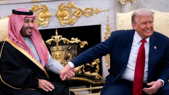 Σαουδική Αραβία OR Saudi Arabia, ΗΠΑ OR USA, Ιράν OR Iran, Trump OR Τραμπ, Strait of Hormuz OR Στενό του Ορμούζ